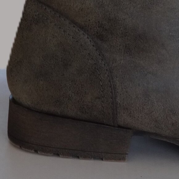 Just Fab Nyaling women's size 9 Grey ankle boot, faux leather, heel top sock - Picture 14 of 14